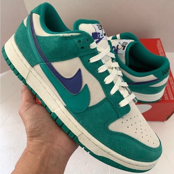 nike neptune green